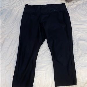 Nike dri-fit crop leggings